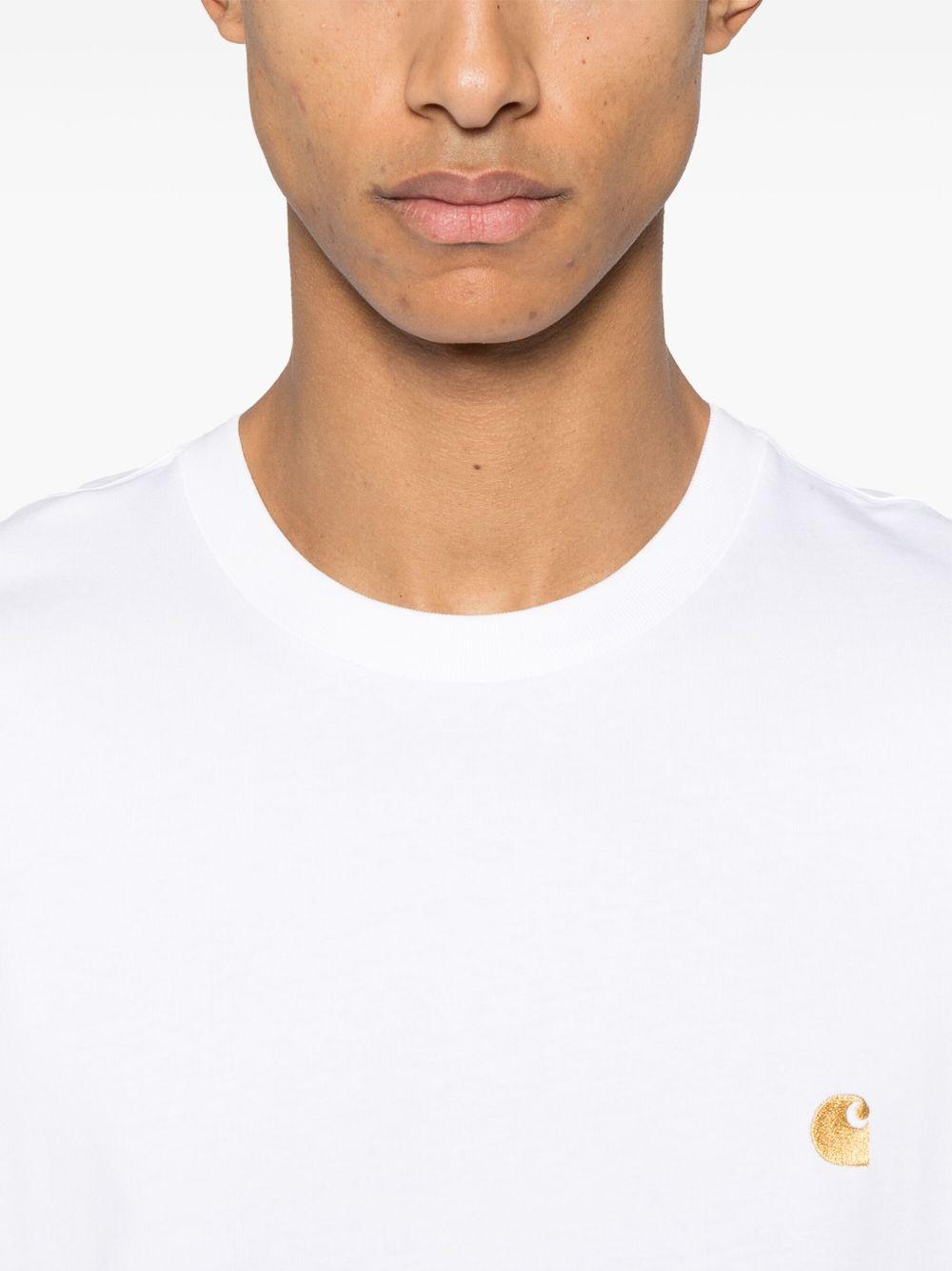 CARHARTT WIP T-Shirt 'Chase' girocollo in cotone bianco con logo 
