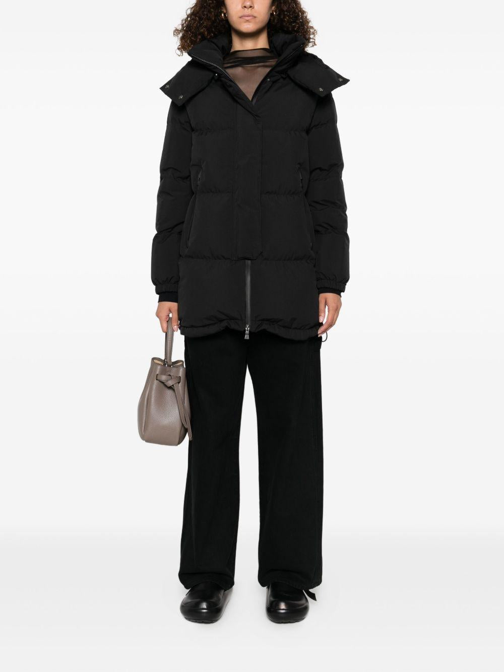 HERNO Piumino lungo con cappuccio 