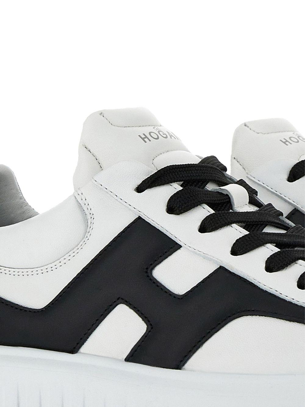HOGAN Sneakers H-Stripes in pelle di montone bianco nero 