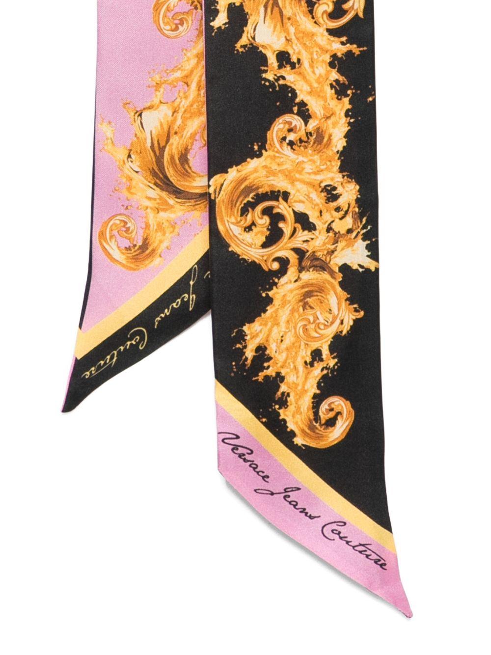 VERSACE JEANS COUTURE Foulard in seta con stampa oro e nera 