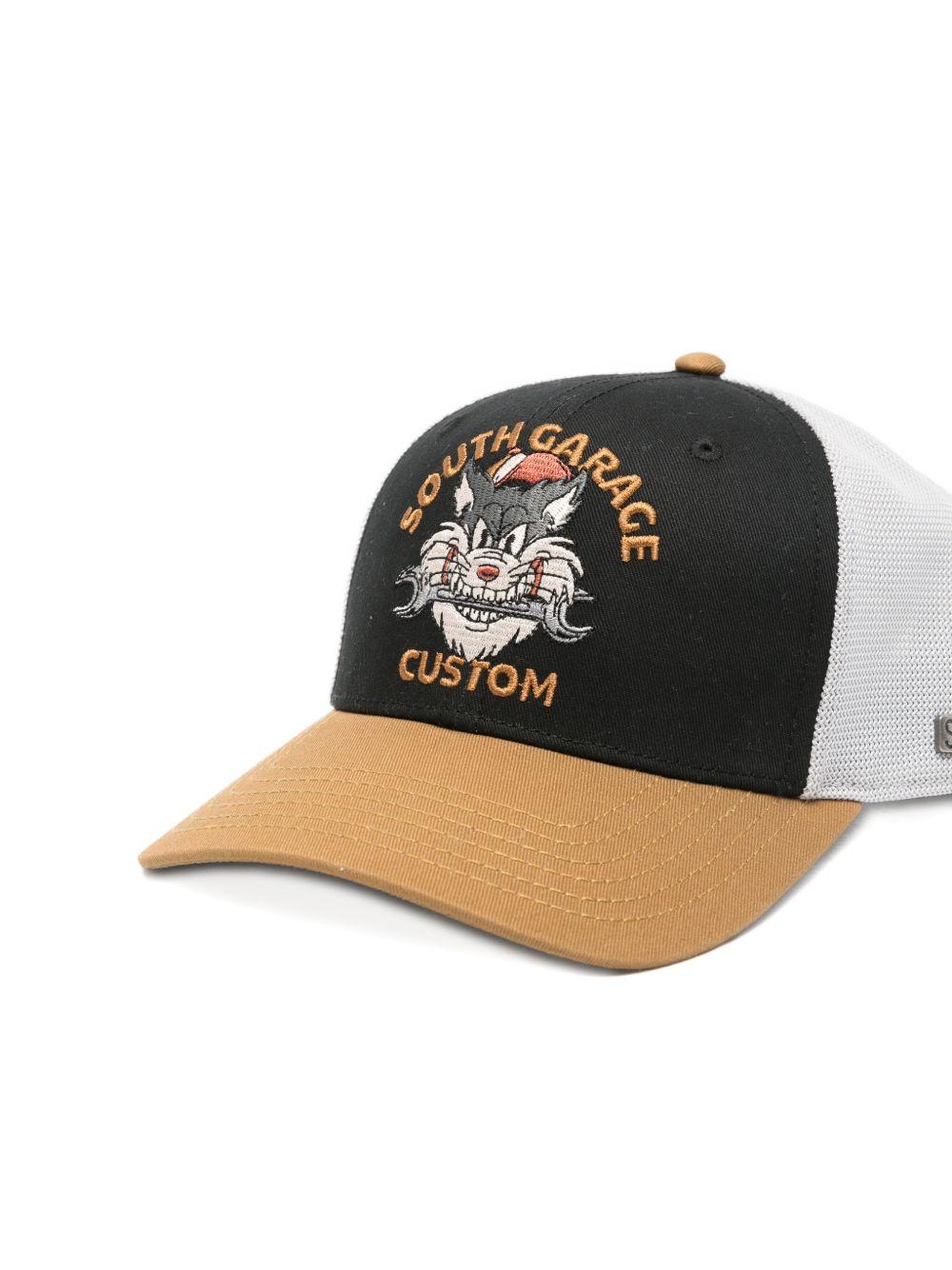 SOUTH GARAGE Cappello da baseball a blocchi di colore con stampa 