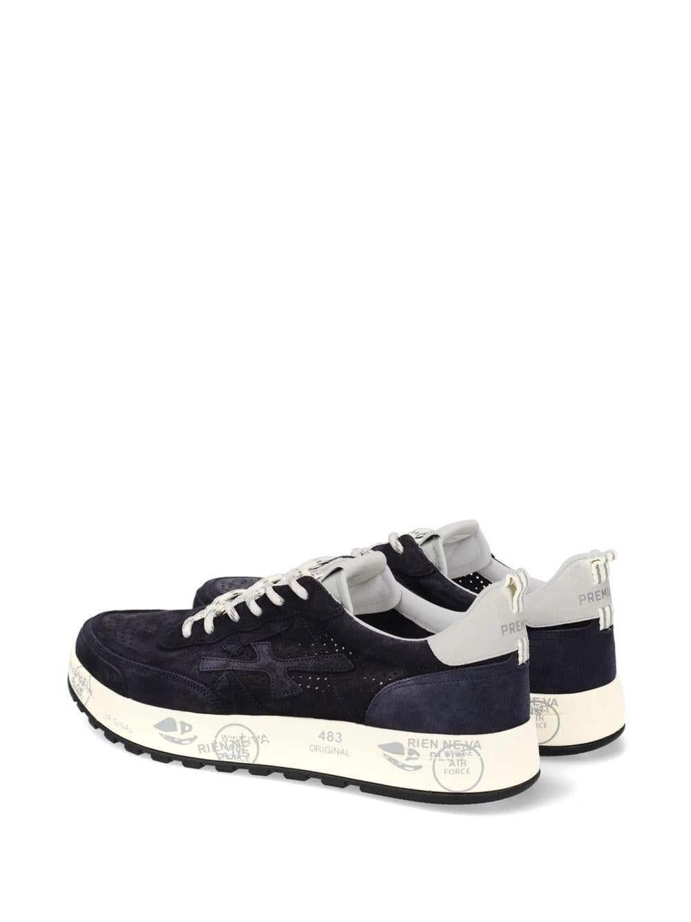 PREMIATA Sneakers Nous in camoscio nero con suola bianca 