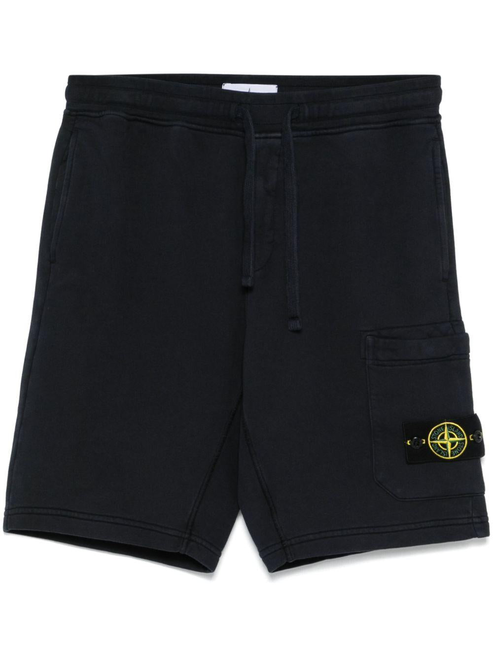STONE ISLAND Shorts in cotone blu con tasca 