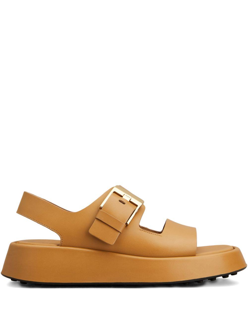 TODS Sandali in pelle marrone con fibbia dorata 