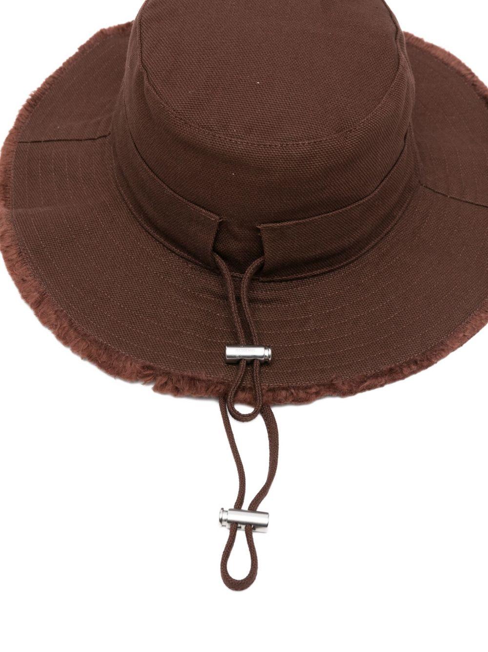 JACQUEMUS Cappello Le Bob Artichaut in cotone marrone con tesa 