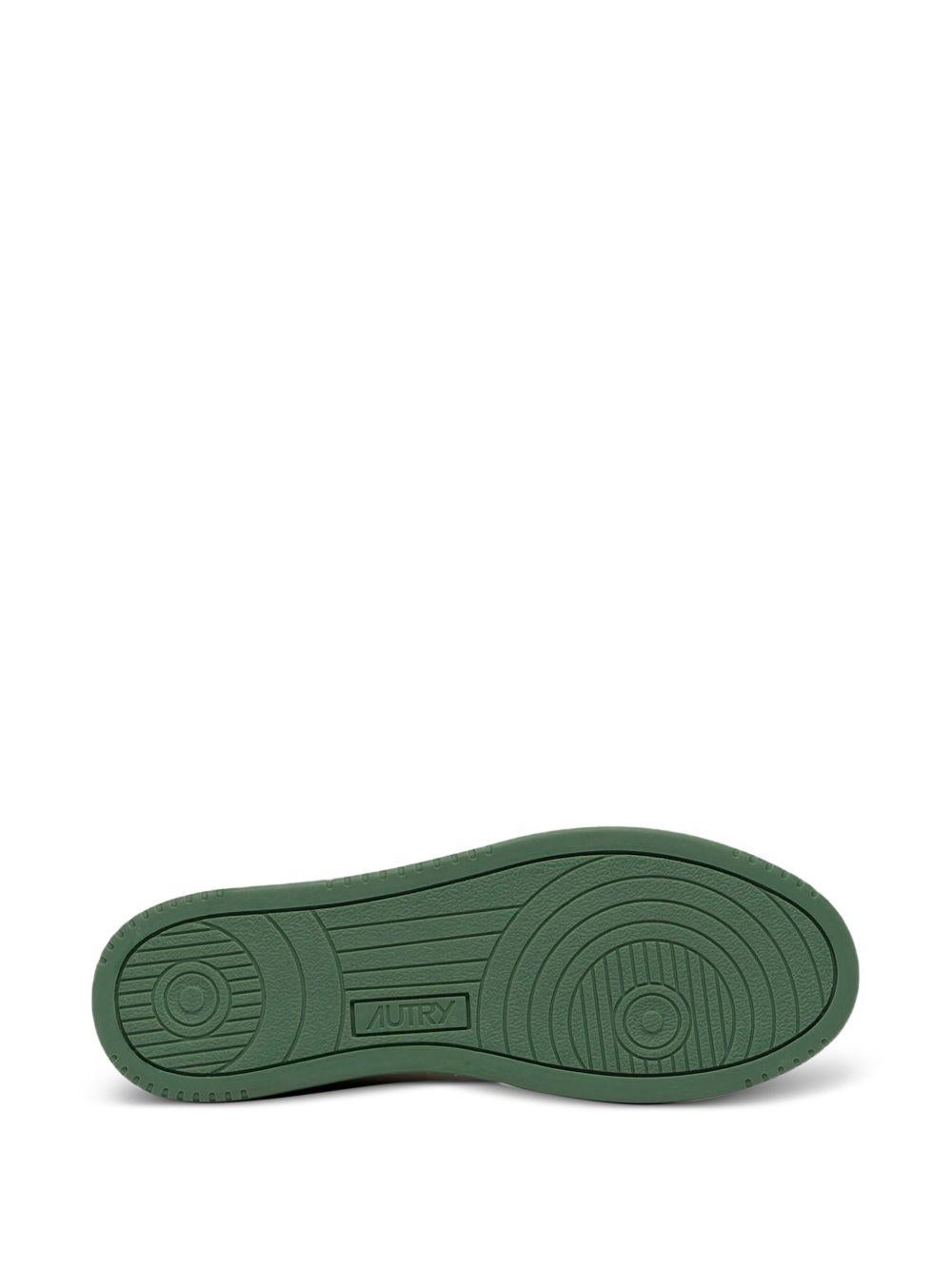 AUTRY Sneakers Medalist bianche e verdi in pelle 