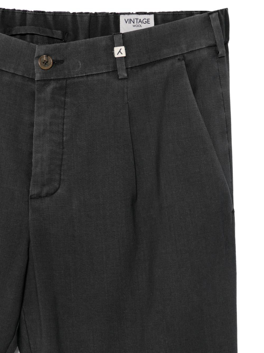 MYTHS Pantaloni neri in lana vergine 