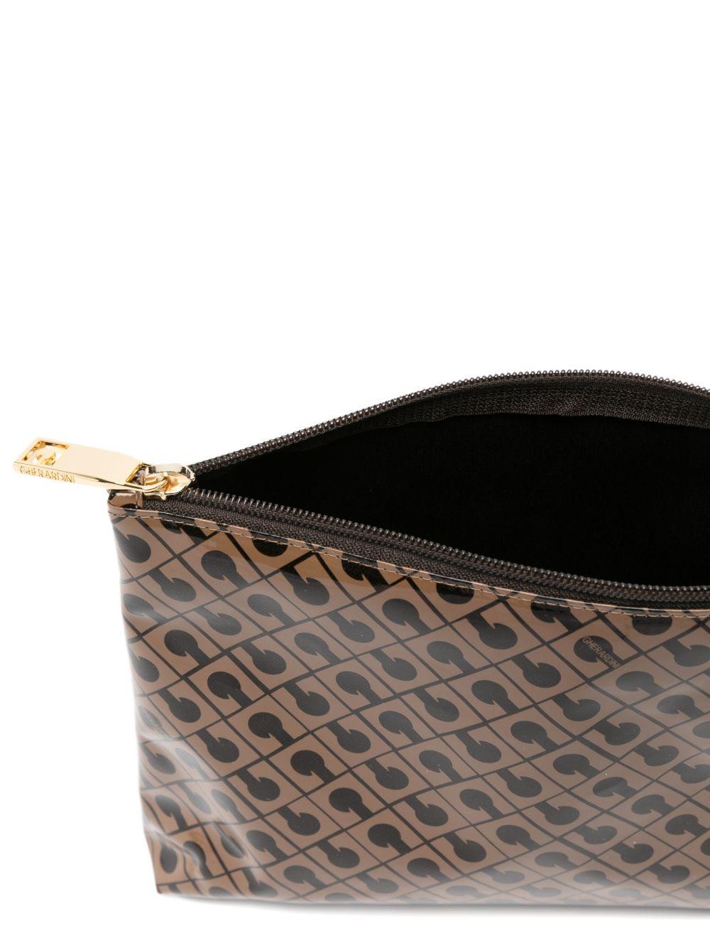 GHERARDINI Pochette clutch bag Softy Glossy Toffee con logo all-over 