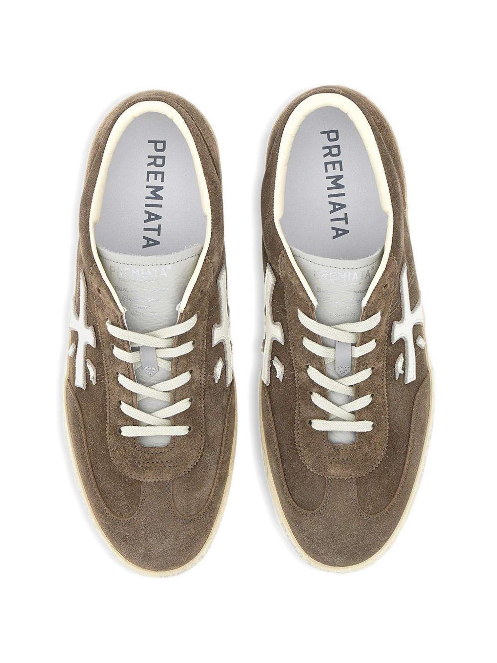 PREMIATA Sneakers David in camoscio marrone con logo 