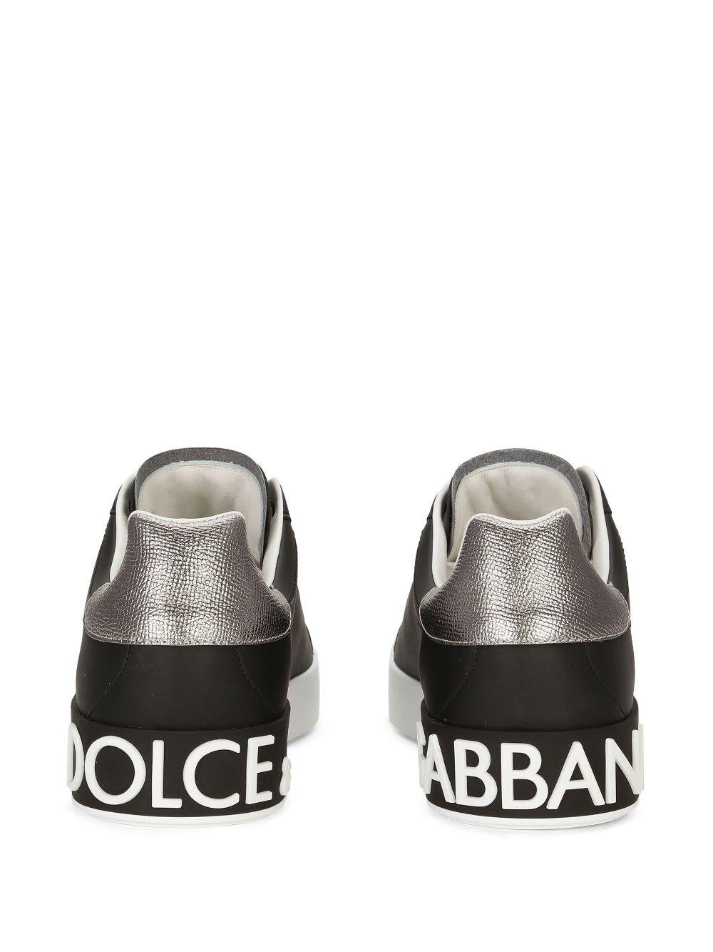 DOLCE e GABBANA Sneakers Portofino in pelle nera con inserti argento 
