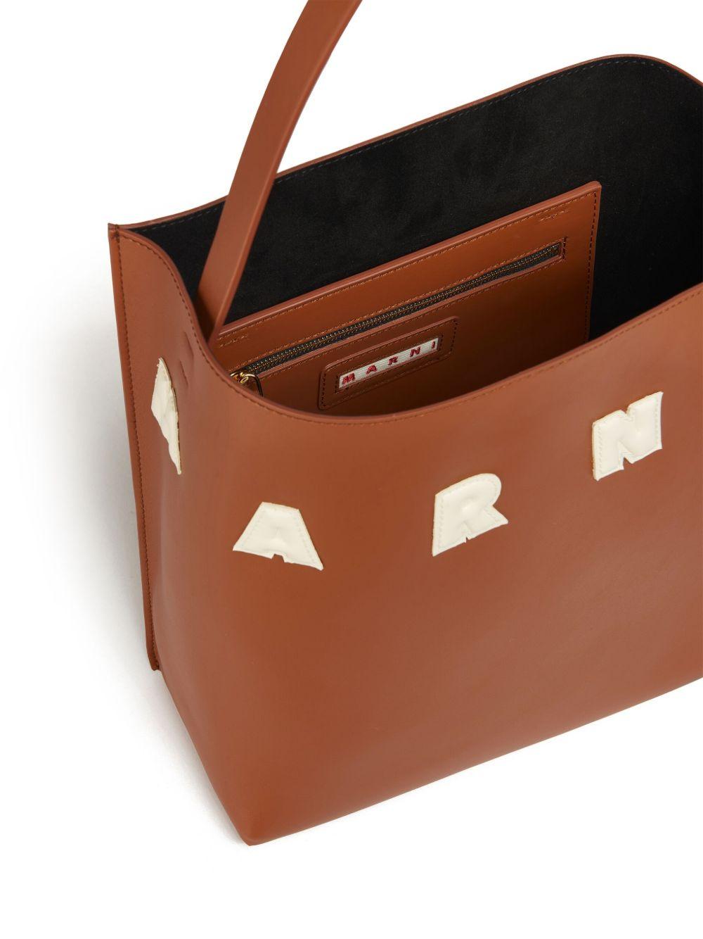 MARNI Borsa shopping in pelle di vitello marrone 