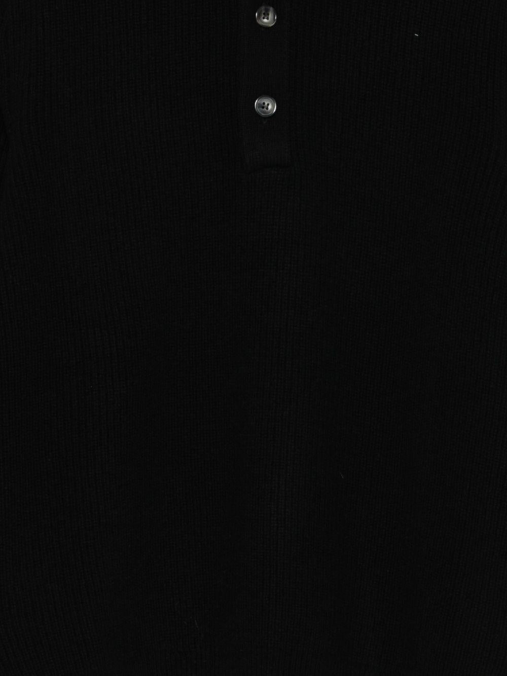 AMARANTO Maglia girocollo nera 