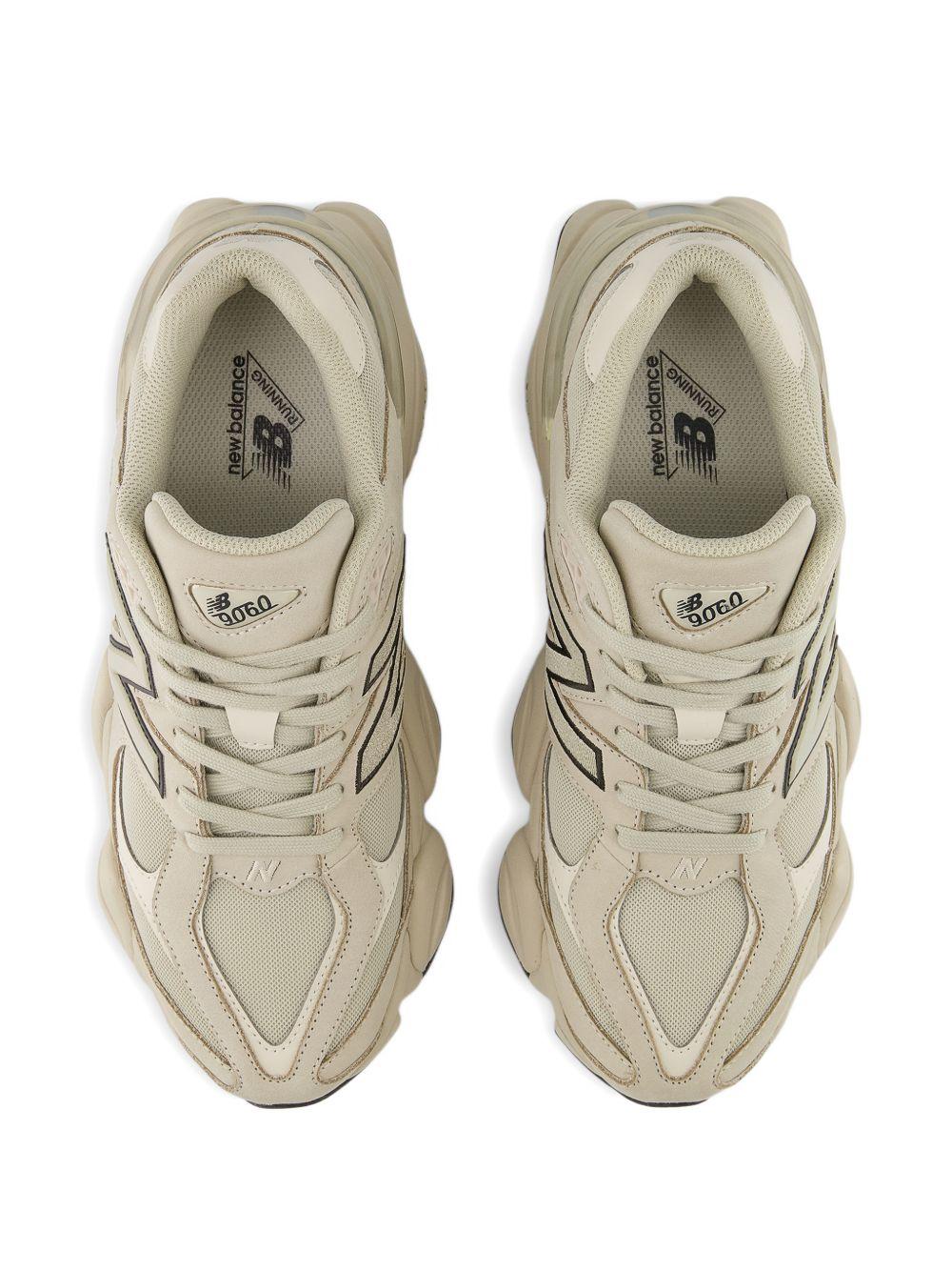 NEW BALANCE Sneakers 9060 in pelle beige 