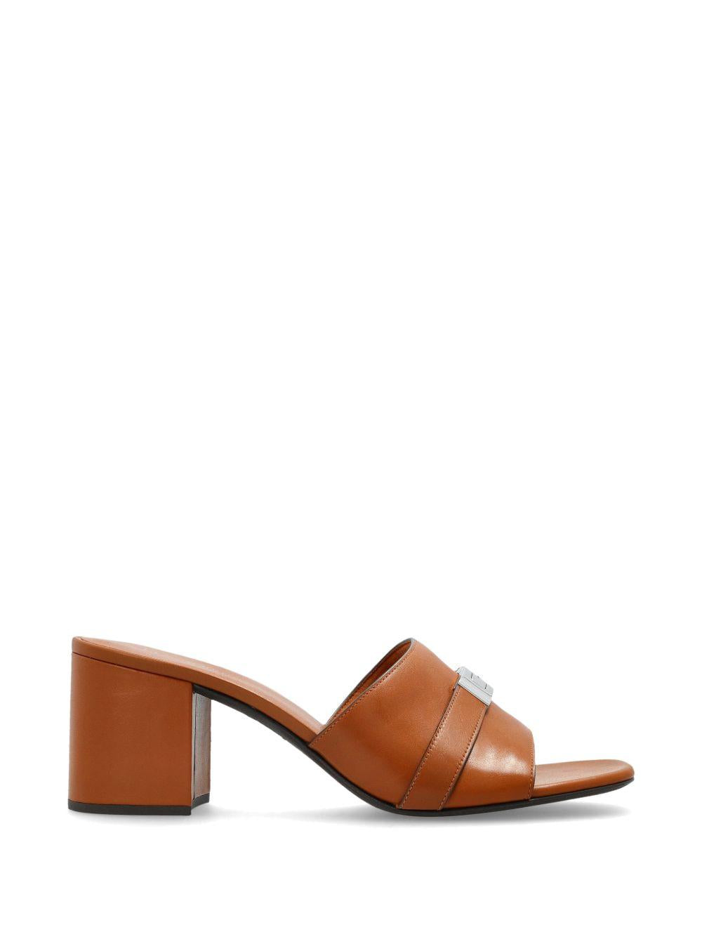 TORY BURCH Sandali mule Leelee in pelle marrone 