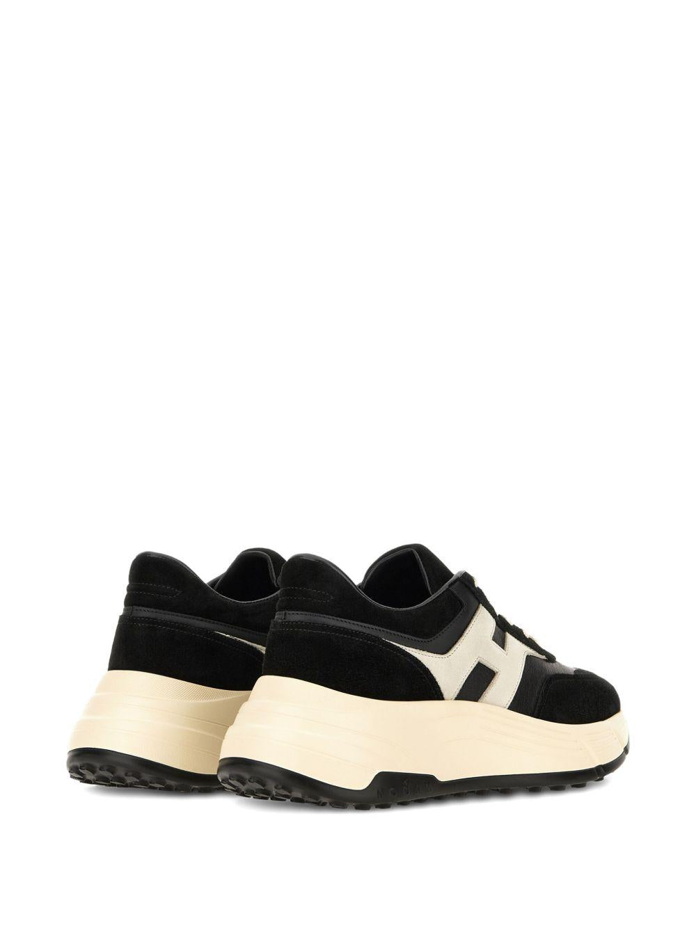 HOGAN Sneakers con inserti in suede 