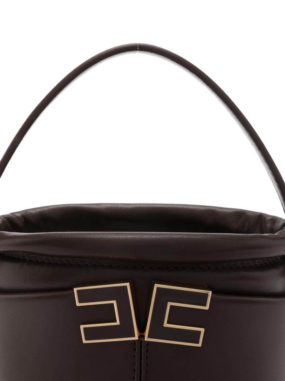 ELISABETTA FRANCHI Borsa a secchiello in pelle marrone con logo e tracolla 