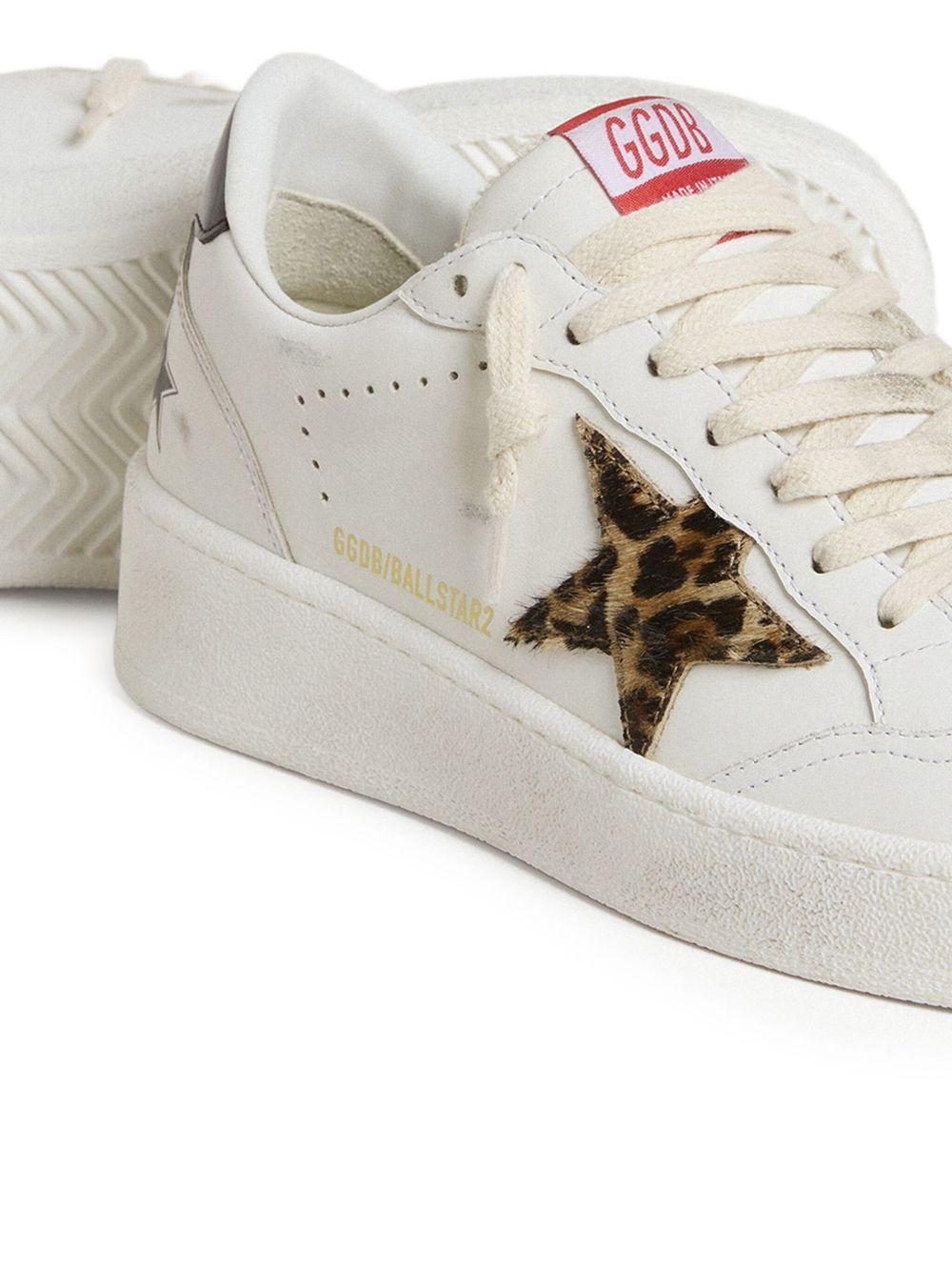 GOLDEN GOOSE Sneakers 'Ball Star' in pelle bianca e stella leopardata 