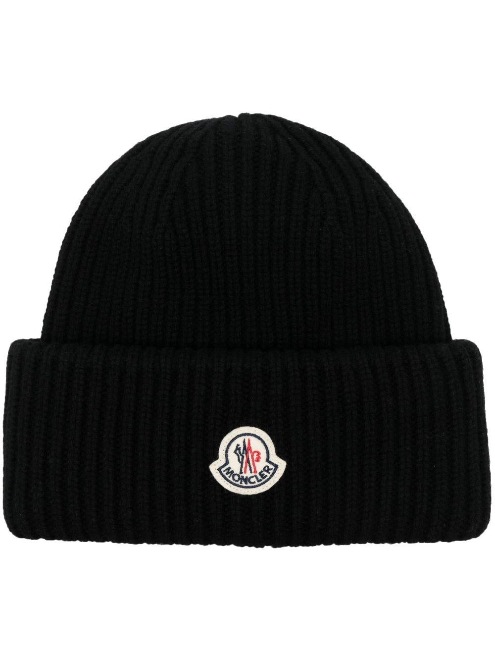 MONCLER Berretto nero con logo 