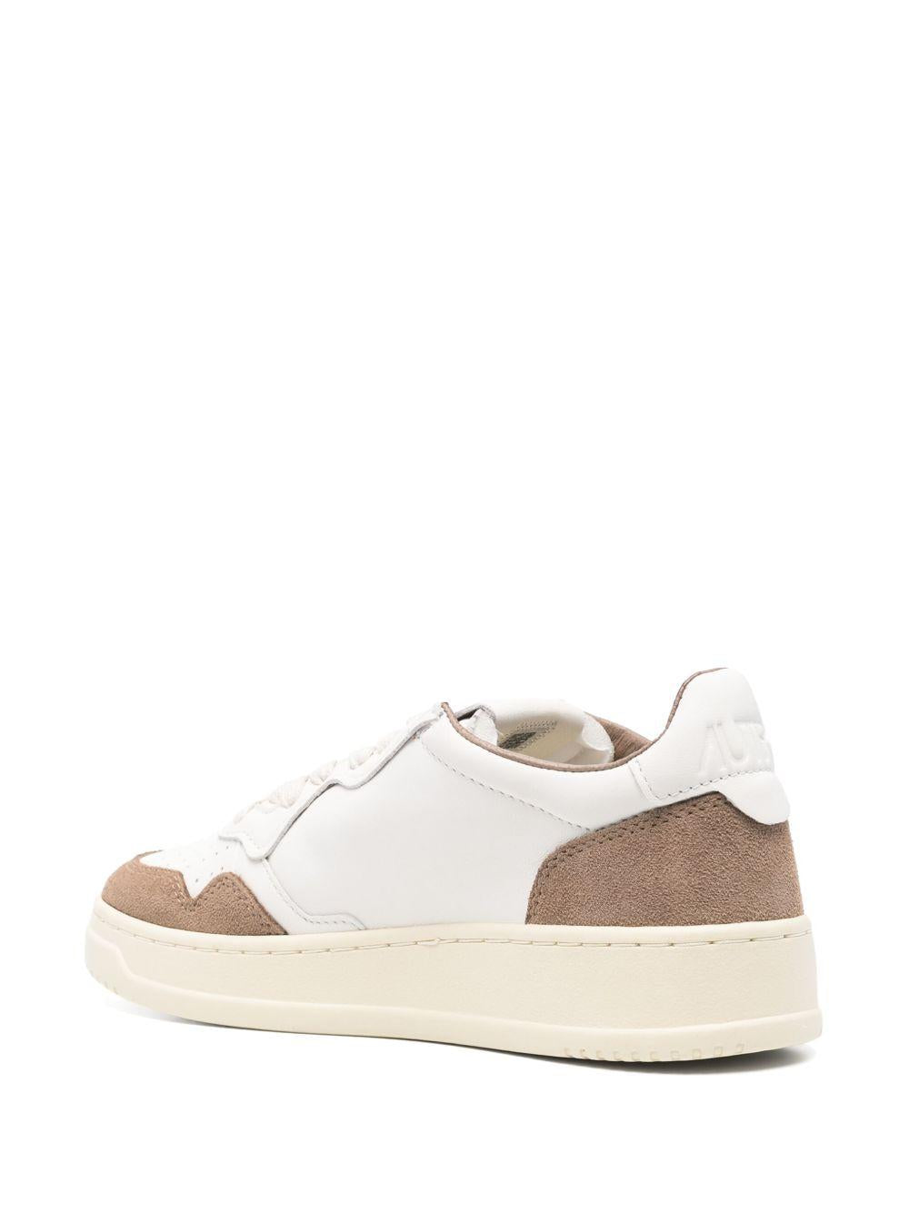 AUTRY Sneakers 'Medalist' in pelle bianca e camoscio marrone 