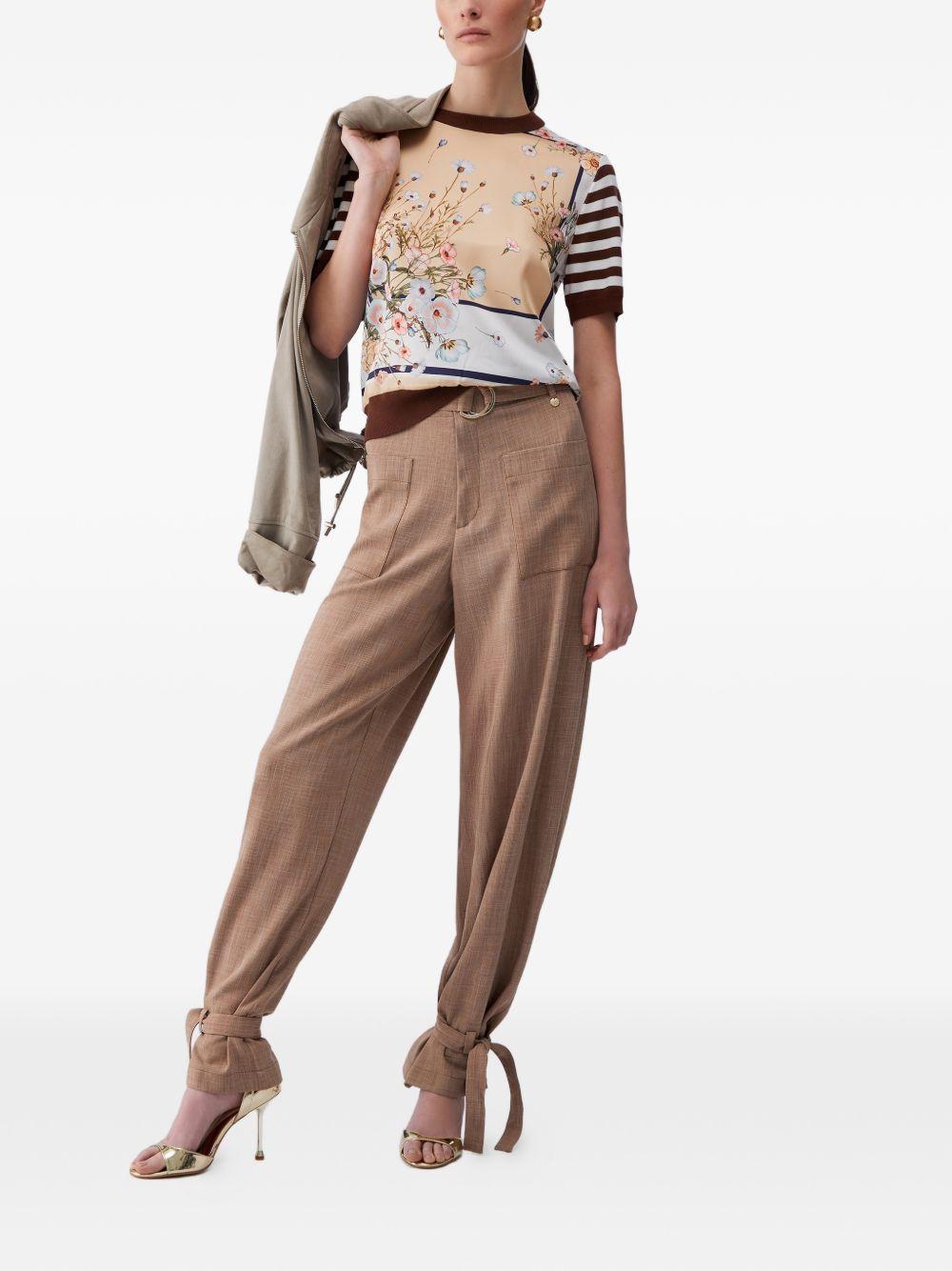 LIUJO Maglia a righe a maniche corte con design grafico floreale 