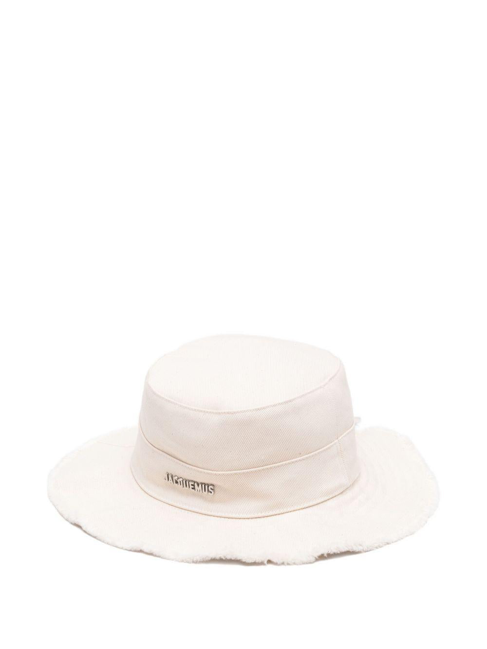 JACQUEMUS Cappello Le Bob Artichaut bianco in cotone con tesa 