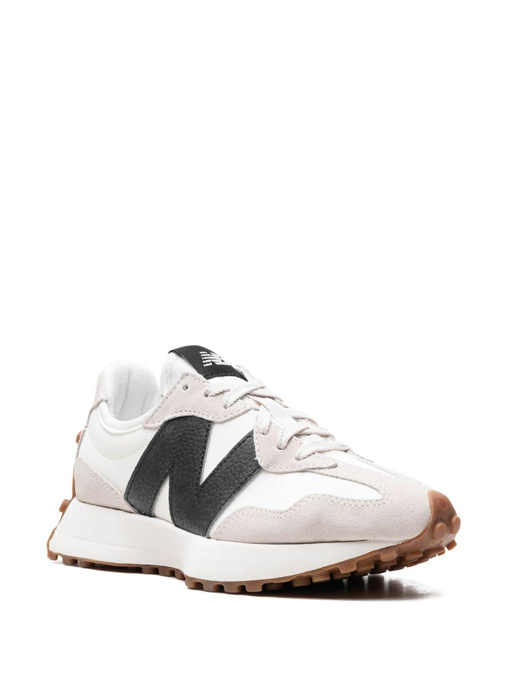 NEW BALANCE Sneakers '327' bianche e nere 